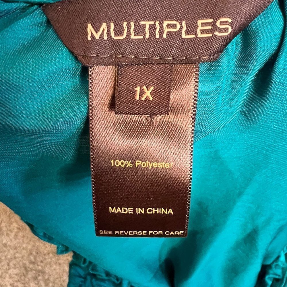 Multiples Top - Picture 6 of 6